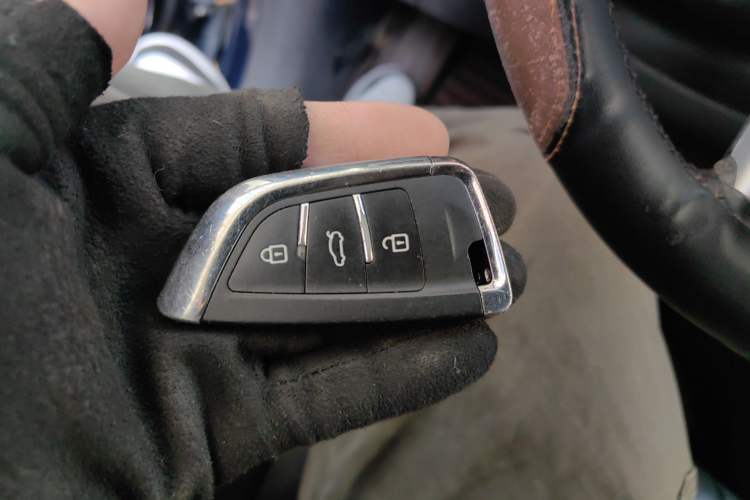 Used Jeep Compass 2014 Revised Version 2.4L Four-Wheel Drive Comfort Edition Vehicle Key