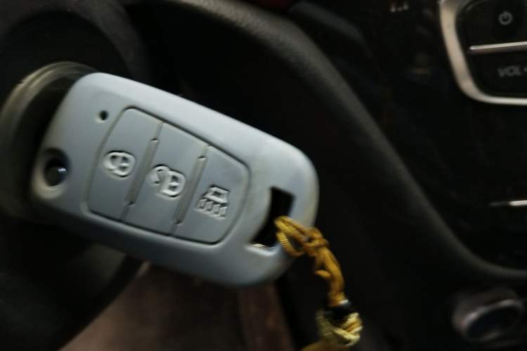 Used Haval H1 2015 1.5L AMT Luxury Model Vehicle Key