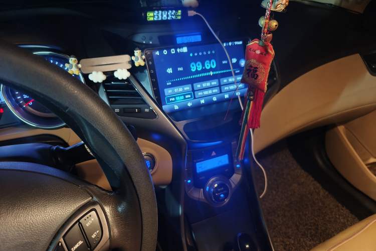 Used Hyundai Elantra (5th Generation / Langdong) 2012 1.6L Automatic Prestige Model
