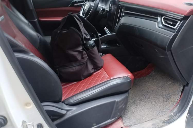 Used FORTHING T5 2018 230T CVT Smart Enjoyment Version