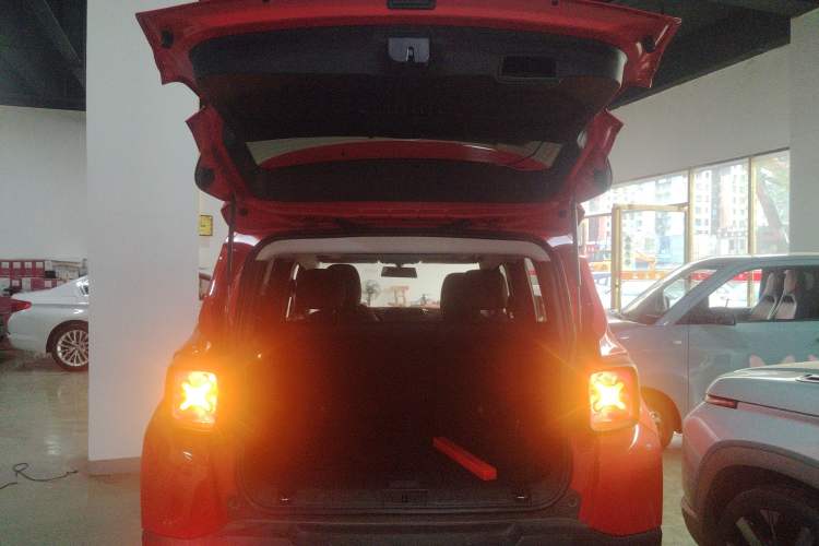 Used Jeep Renegade 2019 220T Automatic Leading Edition