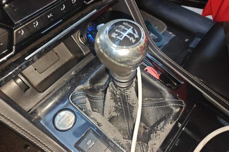 Used Zotye Domy X7 2017 1.5T Manual Elite Version Gear Lever