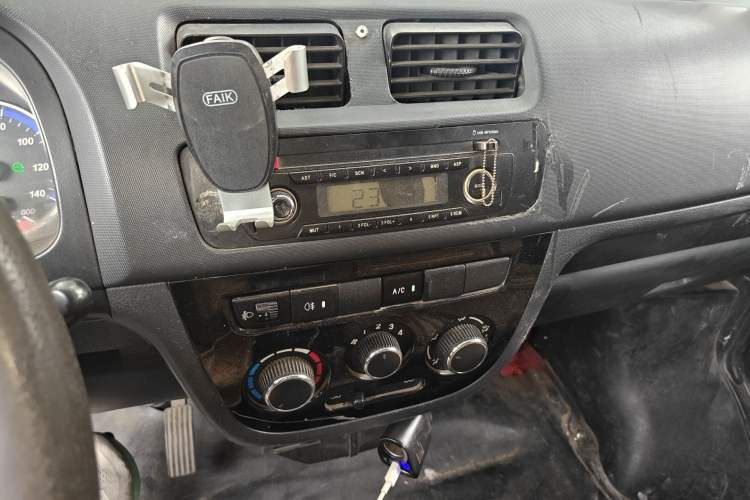 Used Skywell D07 Entrepreneur 2018 Entrepreneur Standard Edition Audio And AC Panel