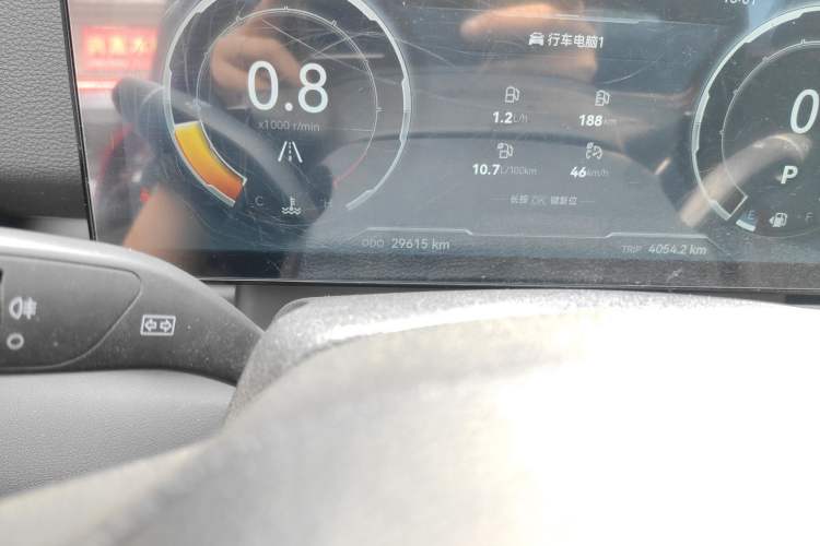 Used JMC DaDao 2023 Fly-Jiang 2.3T Diesel Automatic 4x4 Boundaryless Model Odometer Close Up