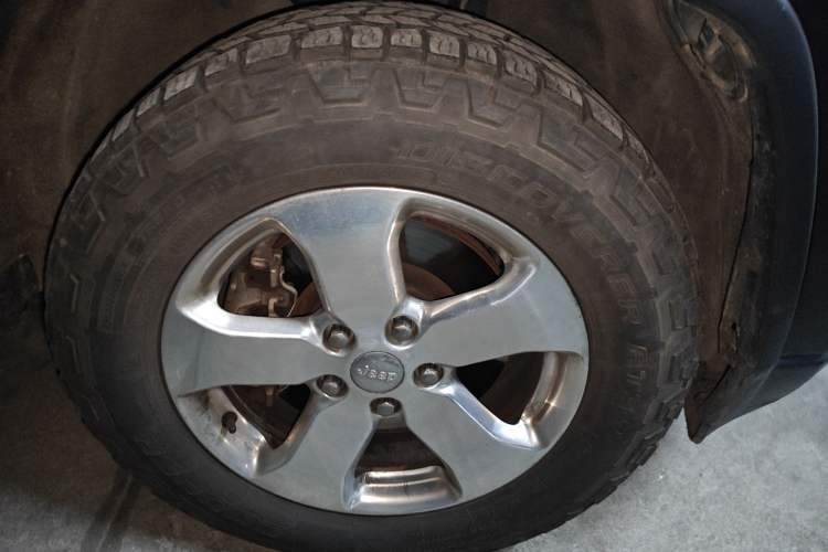 Used Jeep Grand Cherokee 2013 3.6L Comfort Edition
