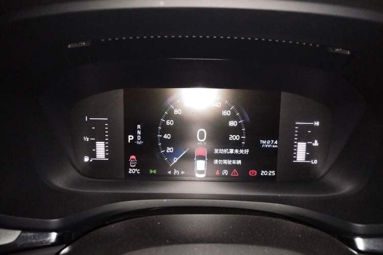 Used Volvo S60 2022 B4 Zhiyi Luxury Edition Instrument Cluster
