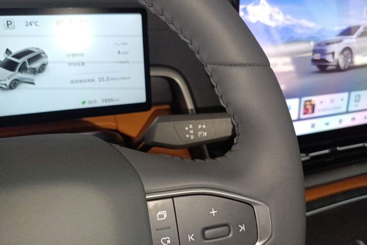 Used Dongfeng eπ eπ008 2026 Model Six-Seat Pure-Electric Family Edition