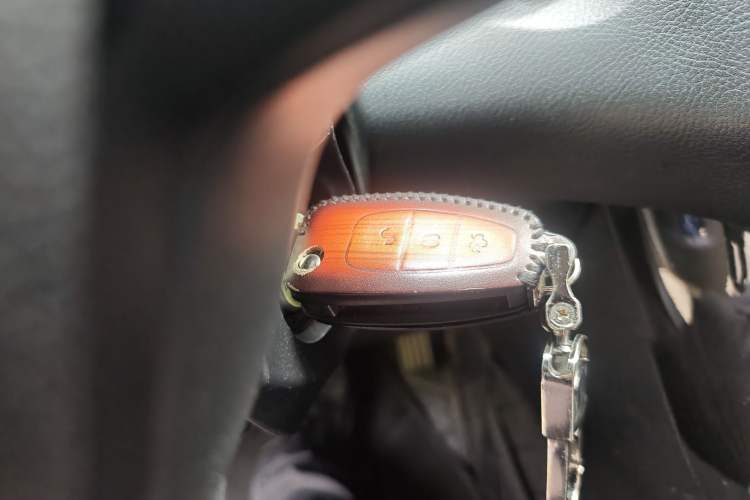 Used Ford Focus 2017 Sedan 1.6L Automatic Fashion Edition Smart Drive Version Vehicle Key