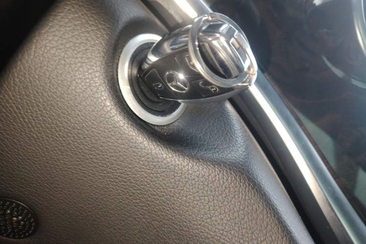 Used Mercedes-Benz V-Class 2017 V 260 L Prestige Extended Edition
