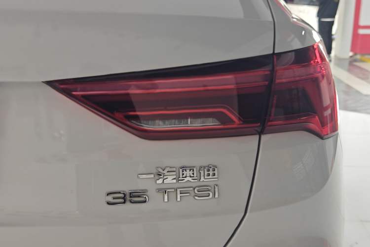 Used Audi Q3 2022 35 TFSI Fashion Dynamic Model Exterior 3