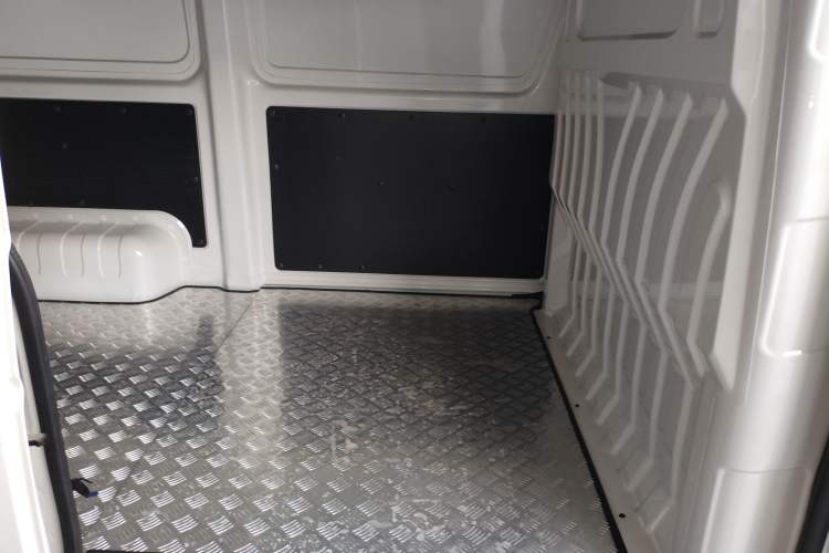 Used Foton Skyworth EV6 2023 Fast and Slow Charging Version
