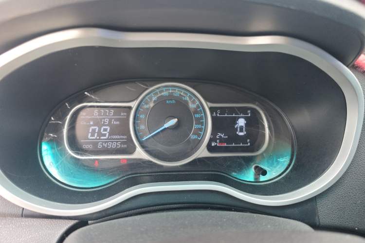 Used SWM X3 2017 1.6L Manual Fashion Model
