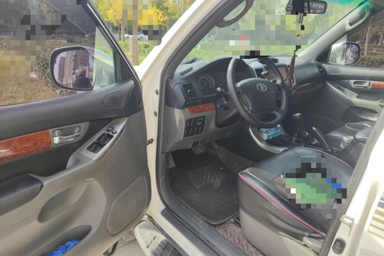 Used Toyota Prado 2004 GX 2.7 Automatic Model
