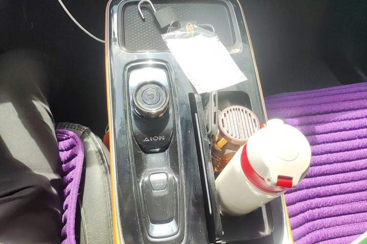 Used AION S 2023 Meizu 580 Lithium Iron Phosphate Gear Lever