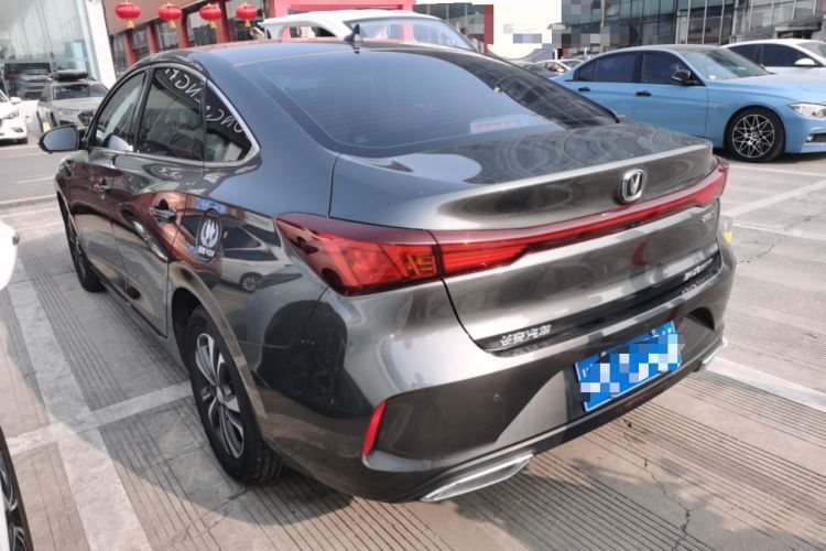 Used Changan Eado 2022 PLUS Blue Whale NE 1.4T GDI DCT Prestige Edition
