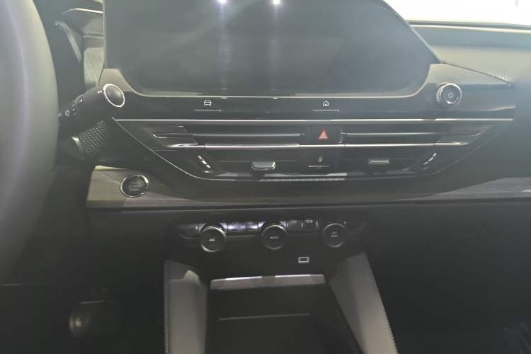 Used Citroen C5 X 2021 1.6T Enjoy the Extraordinary
