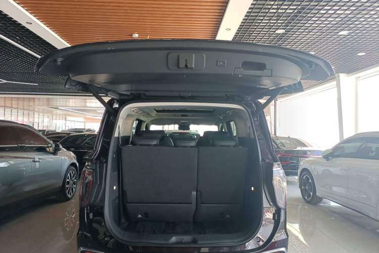 Used Hongqi HQ9 PHEV 2024 2.0T Four-Wheel Drive Business Edition Trunk