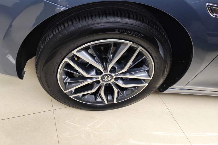 Used BYD Qin PLUS 2024 Honor Edition EV 510KM Beyond Model