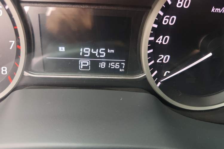 Used Nissan Sylphy 2016 1.6 XL CVT Luxury Edition Odometer Close Up