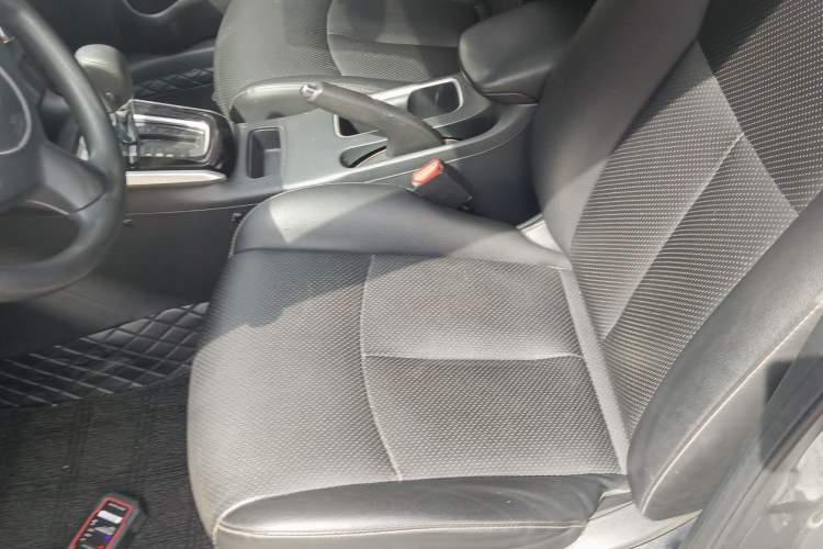 Used Nissan Sylphy 2021 Classic 1.6XL CVT Luxury Edition Left Front Seat