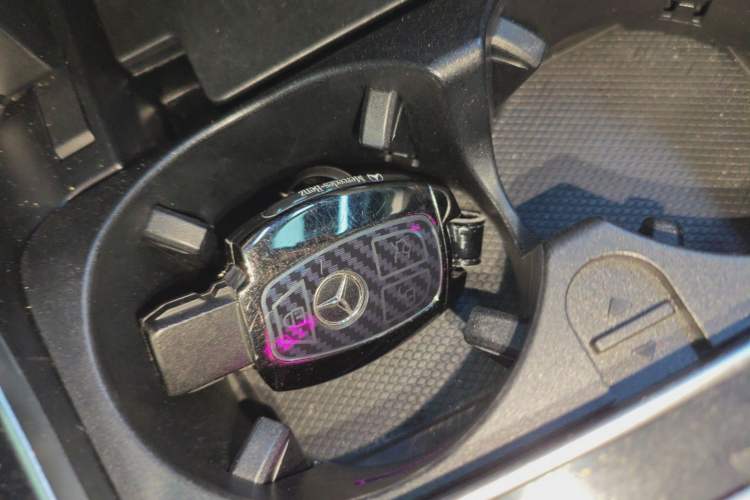 Used Mercedes-Benz C-Class 2015 C 200 Sport Edition Interior 1