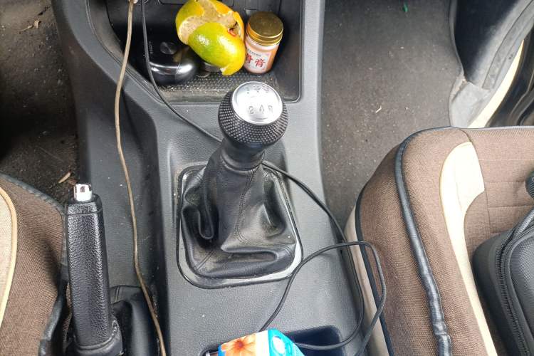 Used FORTHING Lingzhi 2023 M5 1.6L Utility Model 7 Seats
