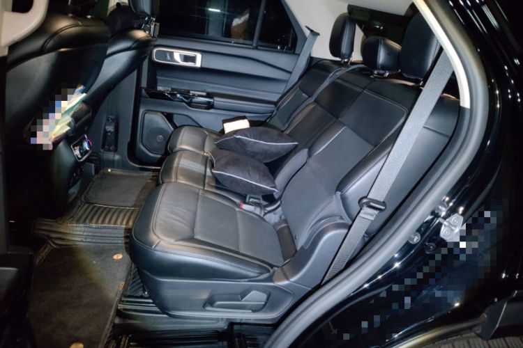 Used Ford Explorer 2020 EcoBoost 285 4x4 Trend Edition 7-Seater Left Rear Seat