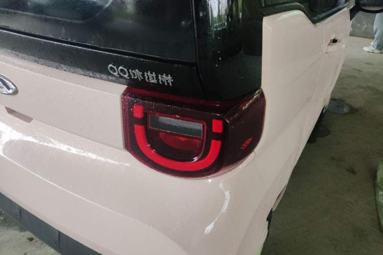 Used Chery QQ Ice Cream 2022 170km Sundae Phosphate Lithium-Ion