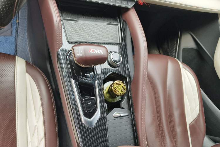 Used Geely Auto Monjaro L 2021 2.0TD DCT EVO Two-Wheel Drive Smart Luxury Version
