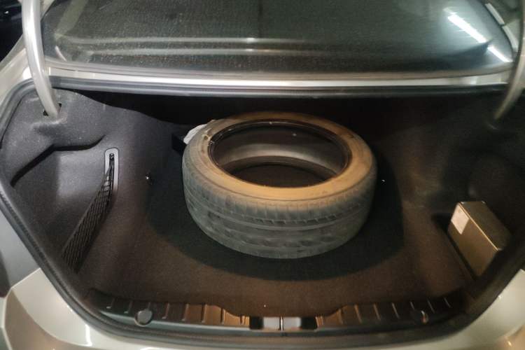 Used BMW 5 Series 2017 525Li Luxury Design Package
