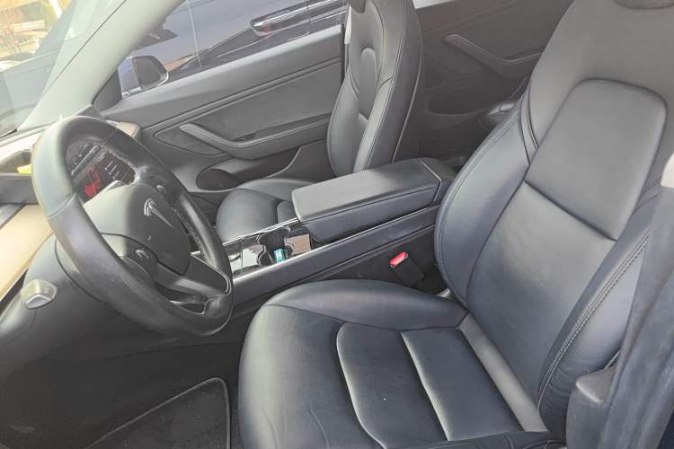 Used Tesla Model 3 2019 Long-Range Rear-Wheel-Drive Version