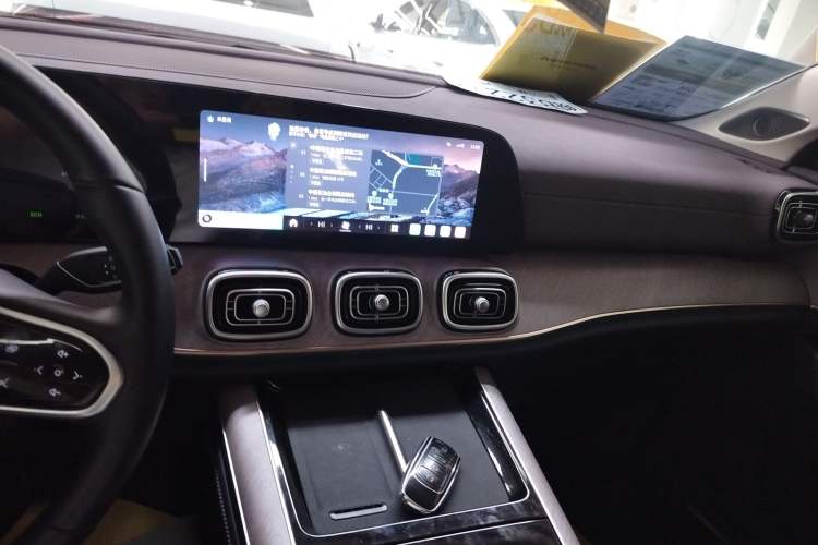 Used Chery Tiggo 9 C-DM 2025 1.5T 106KM Ultra-Comfort Edition 5 Seats Lithium-NMC
