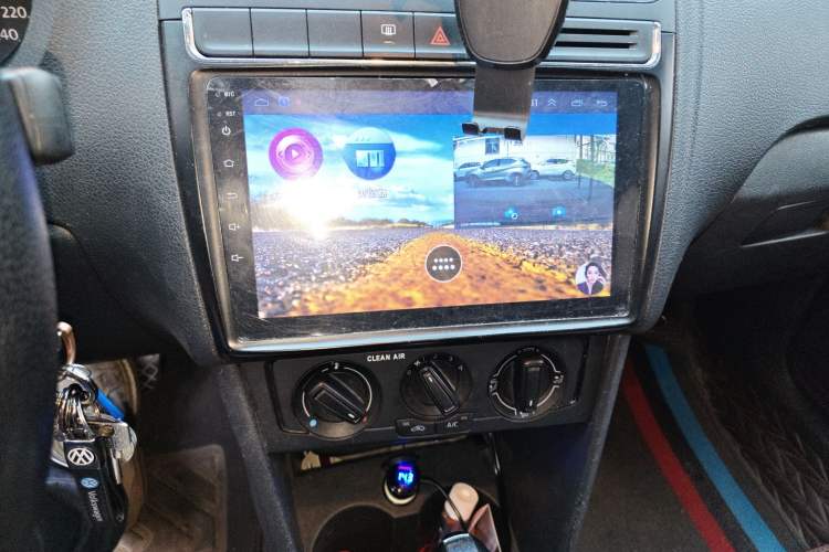 Used Volkswagen Polo 2016 1.4L Automatic Trendy Model Audio And AC Panel