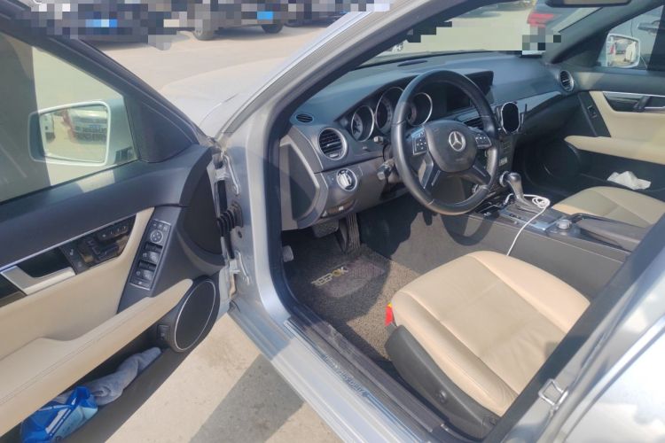 Used Mercedes-Benz C-Class 2011 C 200 CGI Fashion Model