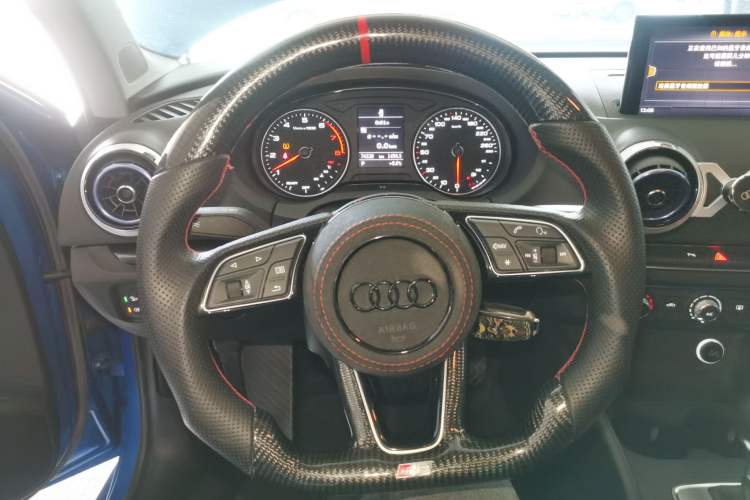 Used Audi A3 2019 Limousine 35 TFSI Fashion Edition China VI Emission Standard
