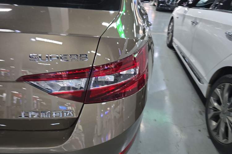 Used Skoda Superb 2018 TSI280 DSG Standard Edition China V Emission Standard
