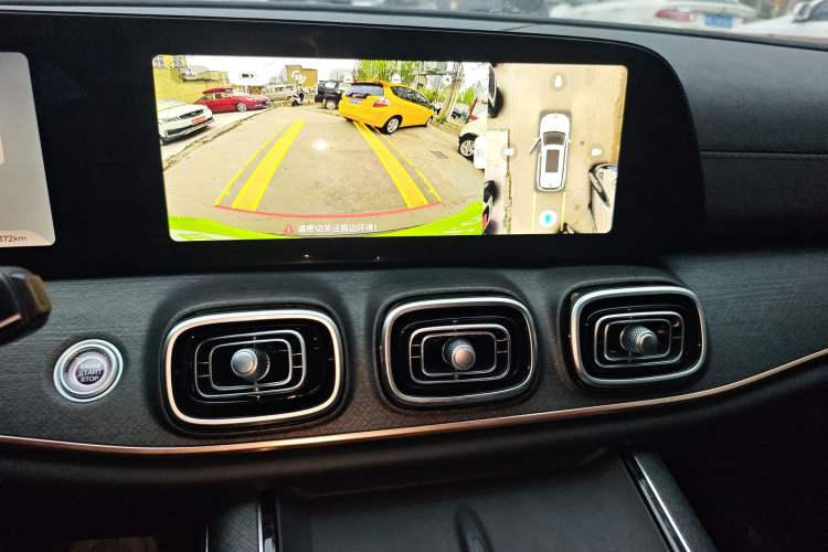 Used Chery Tiggo 9 2023 2.0T Dual-Clutch Two-Wheel Drive Leading Edition 5 Seats
