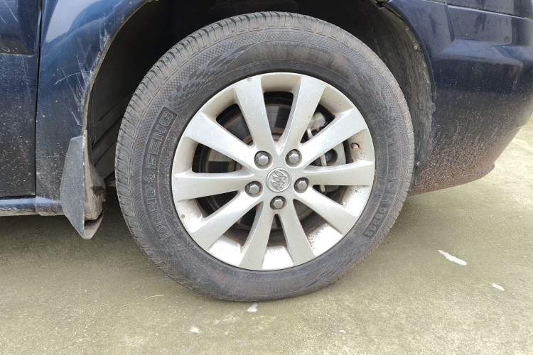 Used Buick GL8 2014 2.4L Comfort Edition