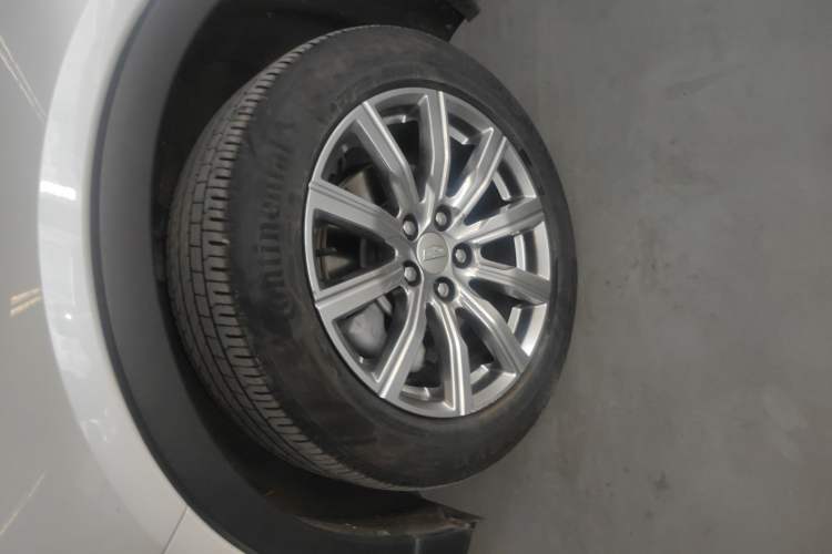 Used Cadillac XT4 2021 28T Two-Wheel Drive Luxury Version