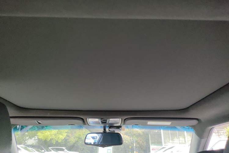 Used Hyundai Veloster 2015 1.6T Automatic Luxury Edition Headliner