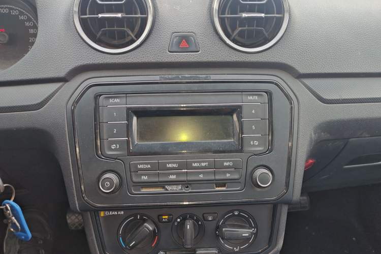 Used Jetta VA3 2019 1.5L Manual Entry-Level Version Audio And AC Panel