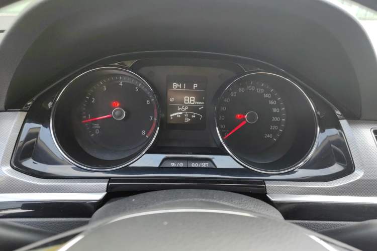 Used Volkswagen Bora 2016 1.6L Automatic Comfort Model Instrument Cluster