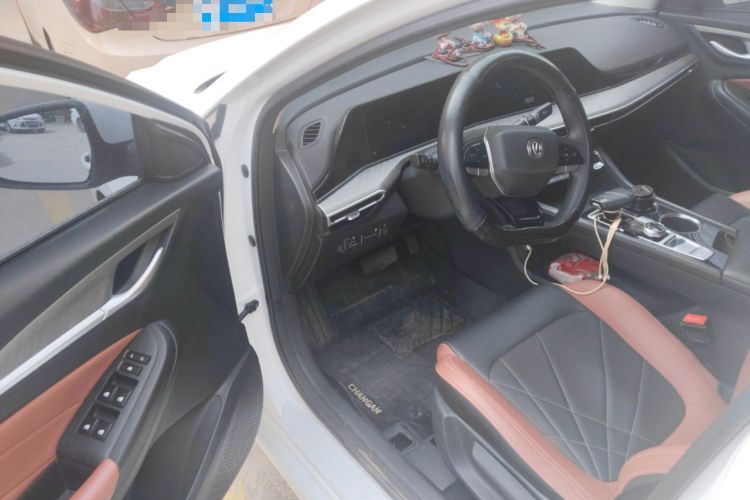 Used CHANGAN Eado 2022 PLUS Blue Whale NE 1.4T GDI DCT Prestige Edition
