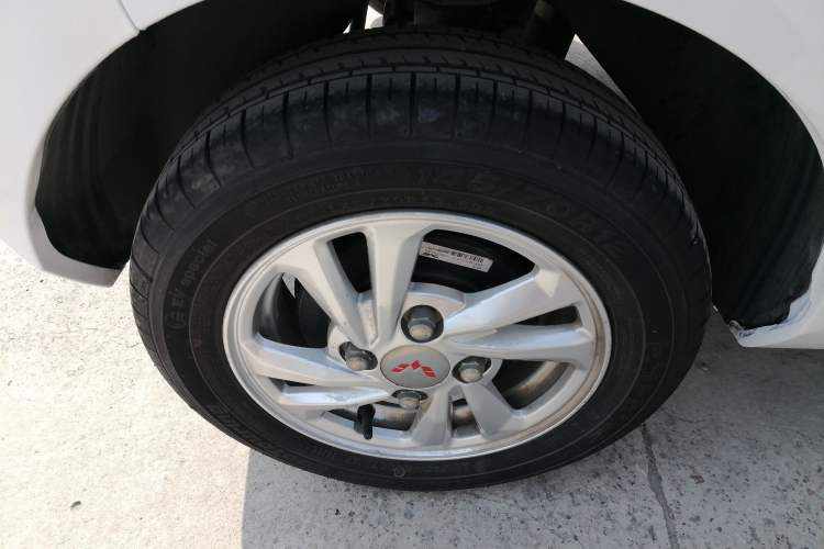 Used Wuling Hongguang MINIEV 2021 Macaron Fashion Edition Lithium-Ion Battery
