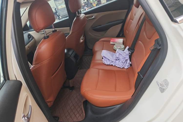 Used Fiat Viaggio 2012 1.4T Automatic Enjoyment Edition
