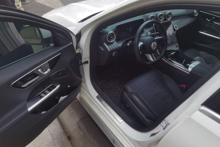 Used Mercedes-Benz C-Class 2023 Restyled C 260 L Sport Edition
