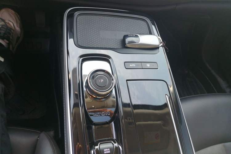 Used AION S Plus 2023 70 Intelligent Edition Lithium Iron Phosphate Gear Lever