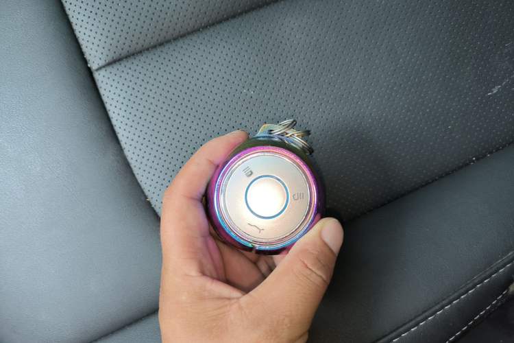 Used NETA V 2021 Standard Range Entertainment Version – Upgraded Model Vehicle Key