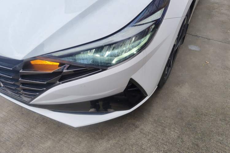 Used Hyundai Elantra 2022 1.5L CVT LUX Prestige Edition