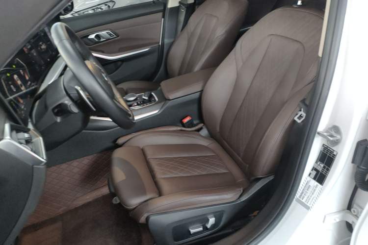 Used BMW 3 Series 2023 325i M Sport Package
